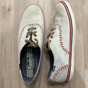 KEDS Pennant Collection
